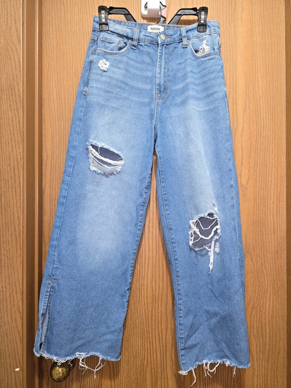 Kensie Jeans True Vintage Distressed Wide Leg Side Slit Raw Hem Jeans Size 2